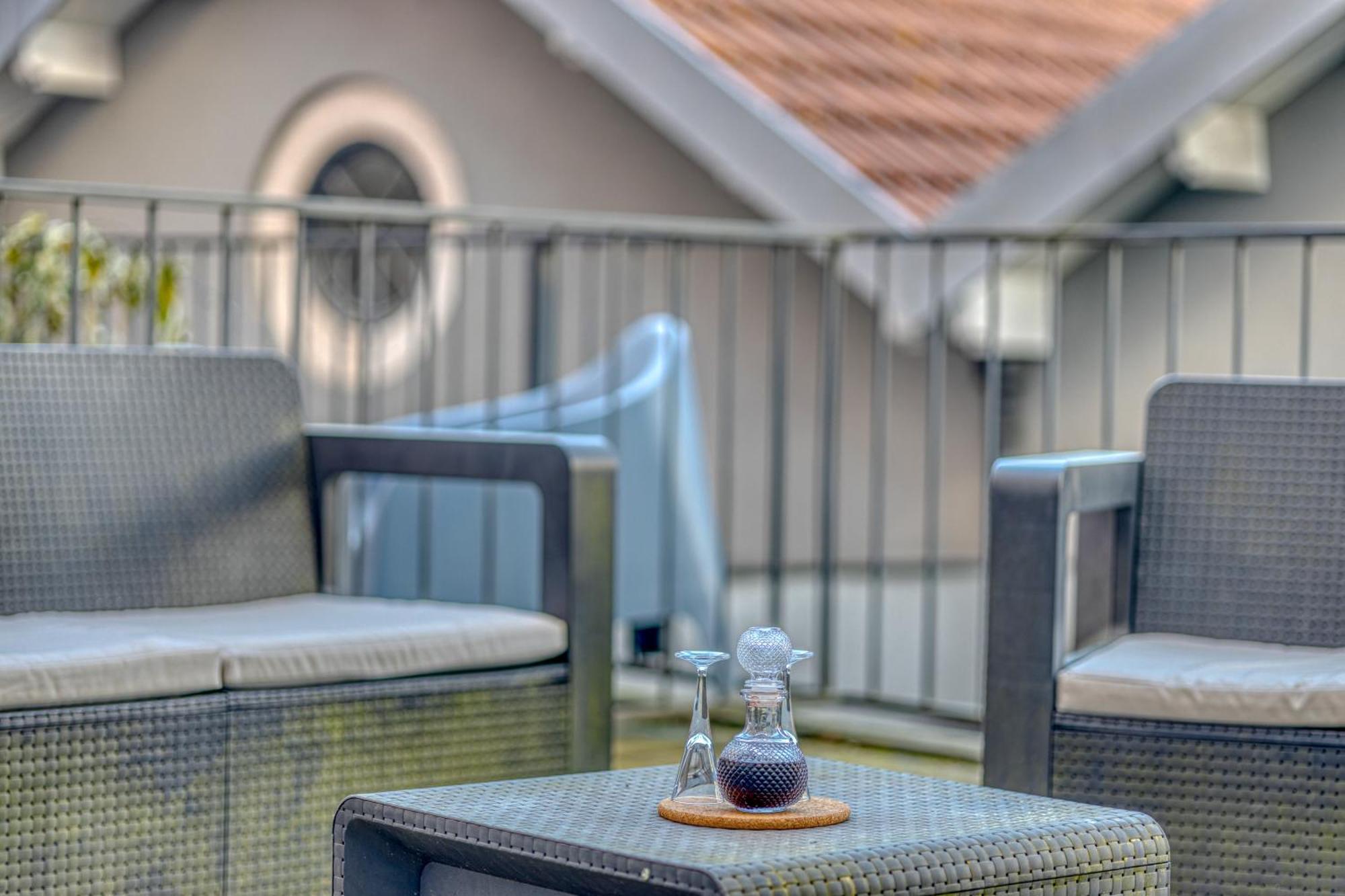 Formosa Patio With Free Parking Apartment Porto Exterior photo